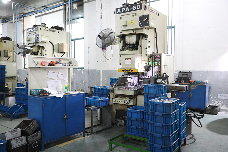 อะไรคือประเด็นที่ต้องพิจารณาเมื่อซื้อ cardan shafts?
